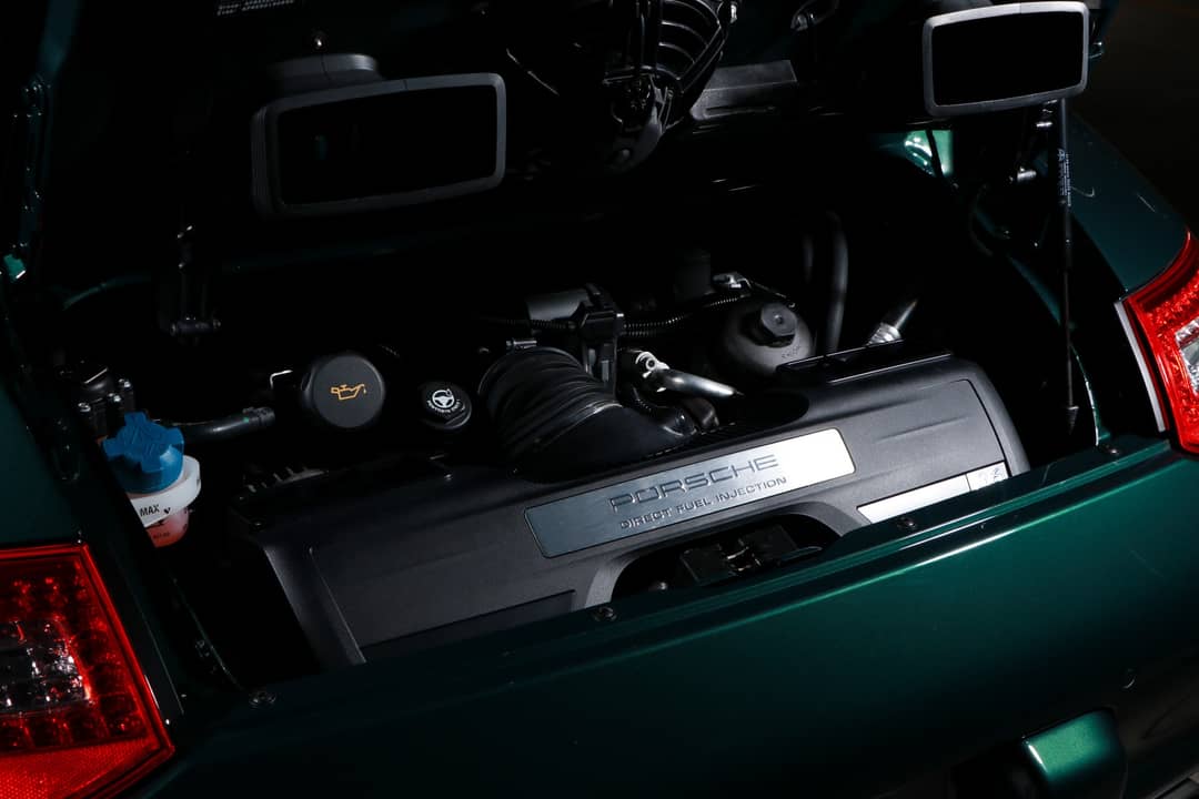 2010 Porsche 911 Carrera 4 — photo 42