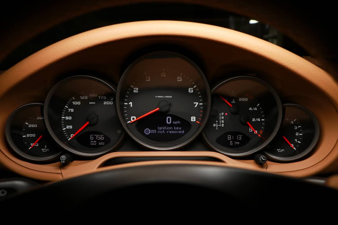 2010 Porsche 911 Carrera 4 — photo 43