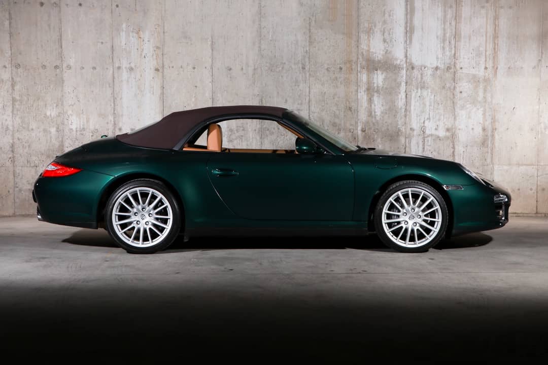 2010 Porsche 911 Carrera 4 — photo 45