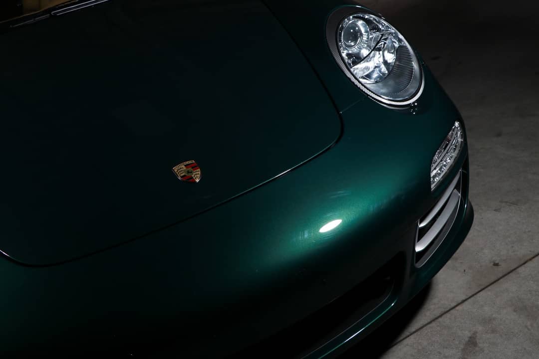2010 Porsche 911 Carrera 4 — photo 9