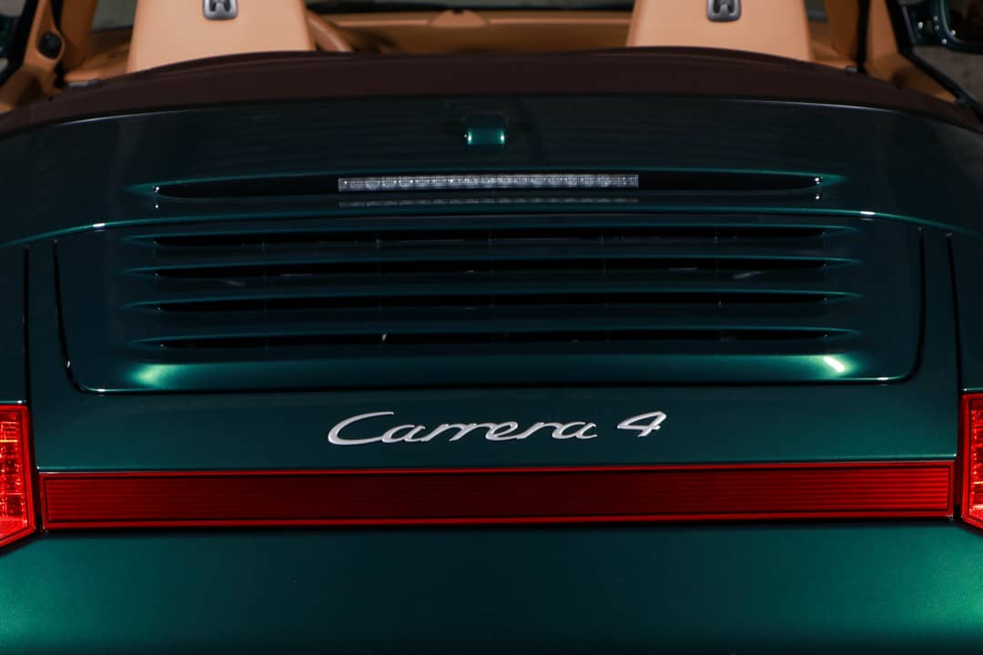 2010 Porsche 911 Carrera 4 — photo 10