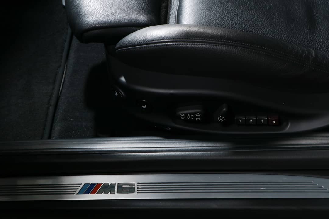 2007 BMW M6 — photo 25