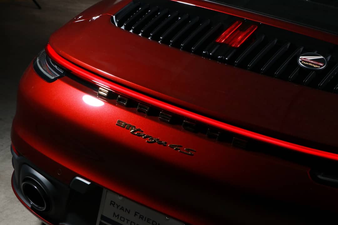 2021 Porsche 911 Targa 4S Heritage Design Edition — photo 16