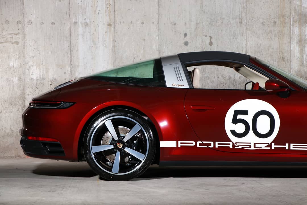 2021 Porsche 911 Targa 4S Heritage Design Edition — photo 19
