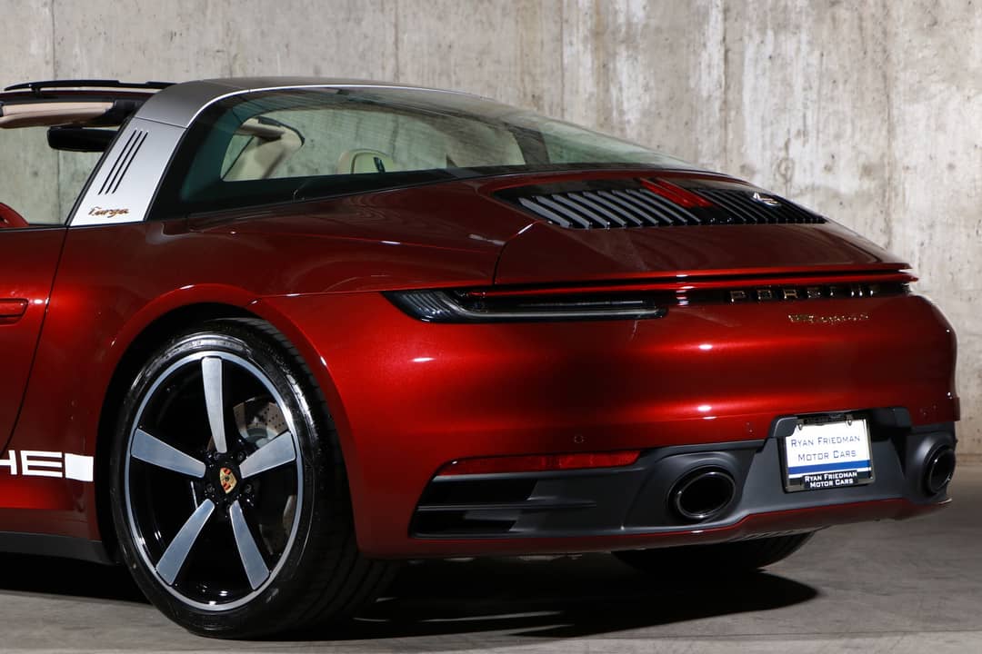 2021 Porsche 911 Targa 4S Heritage Design Edition — photo 20