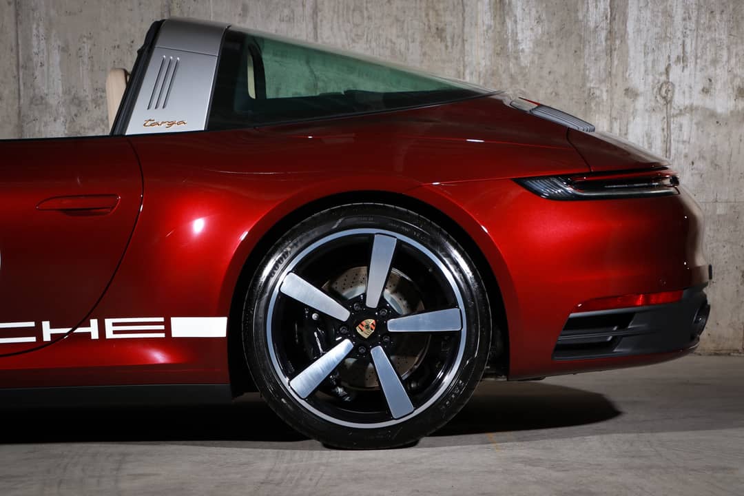 2021 Porsche 911 Targa 4S Heritage Design Edition — photo 28