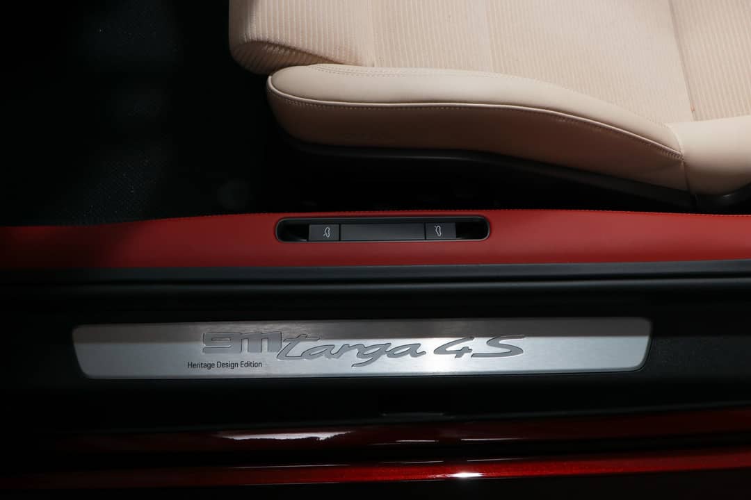 2021 Porsche 911 Targa 4S Heritage Design Edition — photo 33