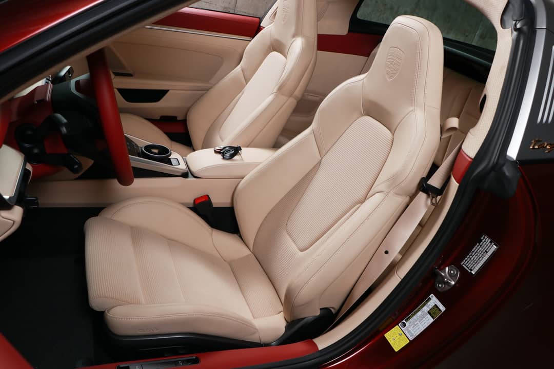 2021 Porsche 911 Targa 4S Heritage Design Edition — photo 34