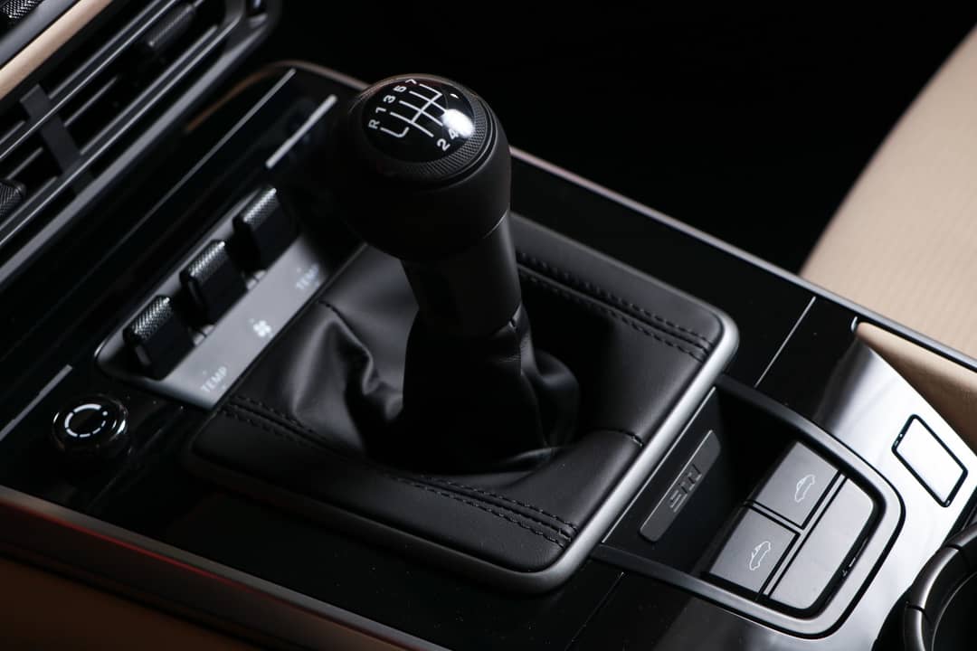 2021 Porsche 911 Targa 4S Heritage Design Edition — photo 35