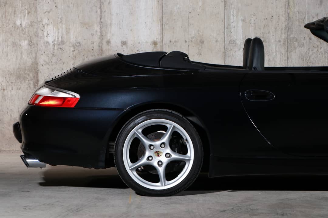 2003 Porsche 911 Carrera Cabriolet — photo 16