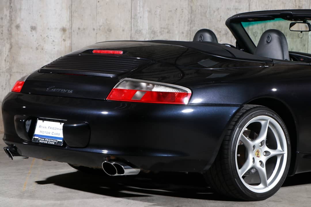 2003 Porsche 911 Carrera Cabriolet — photo 18