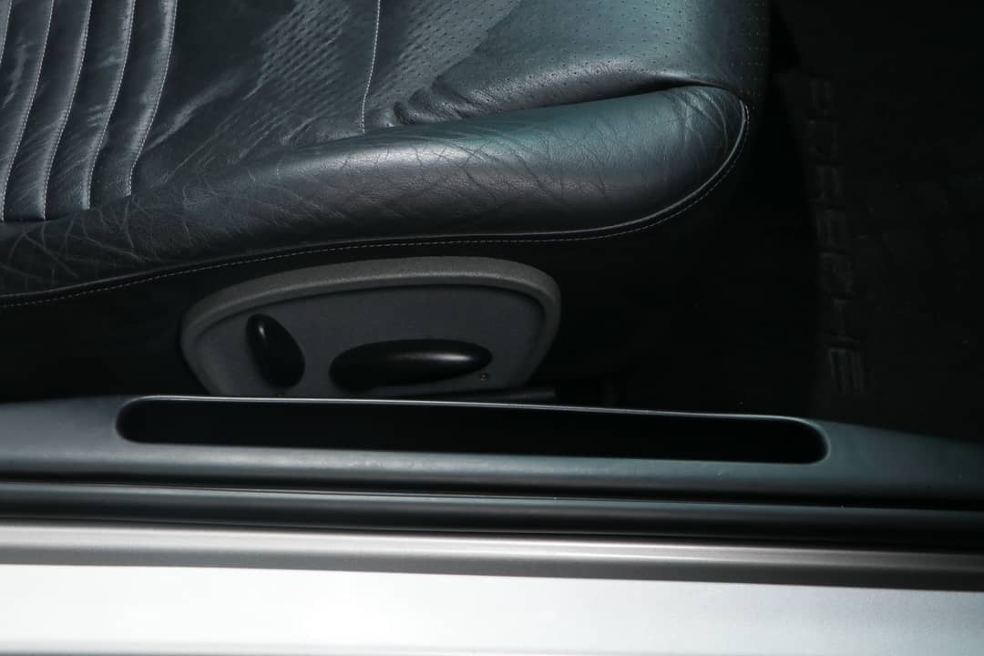 2000 Porsche Boxster — photo 36
