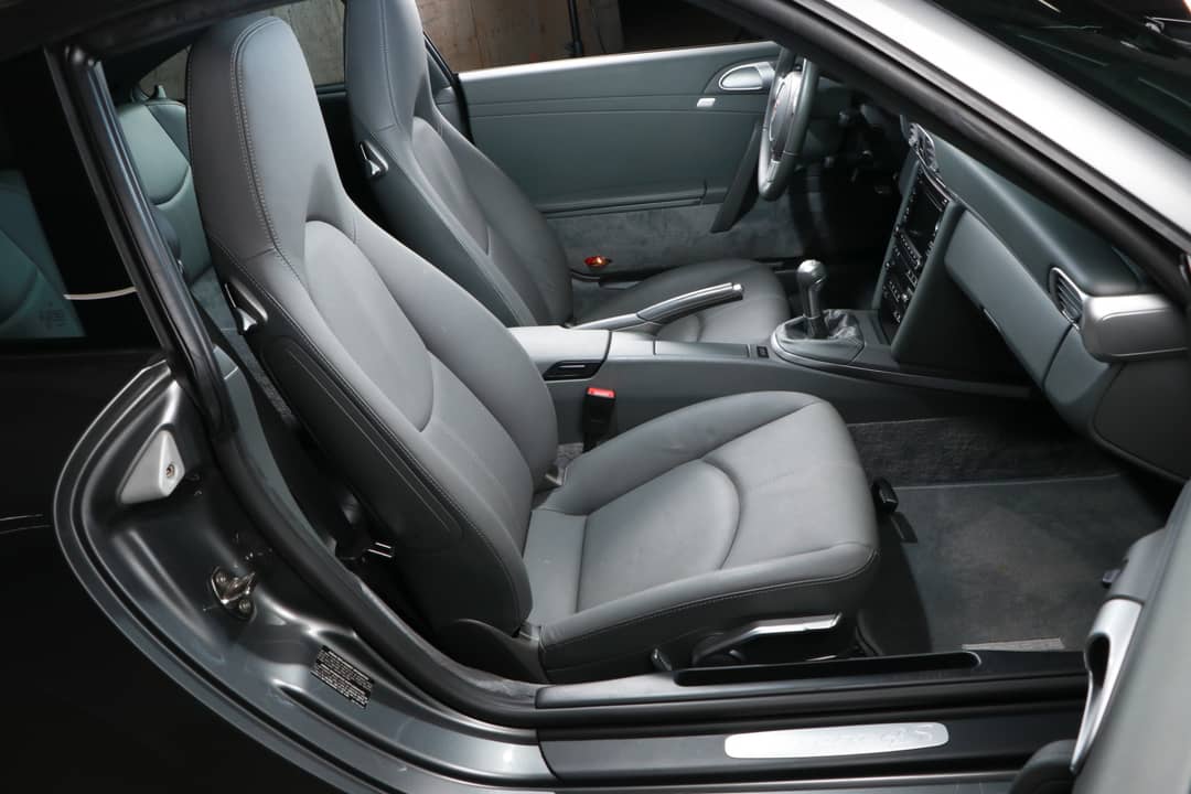 2009 Porsche 911 Carrera 4S — photo 31
