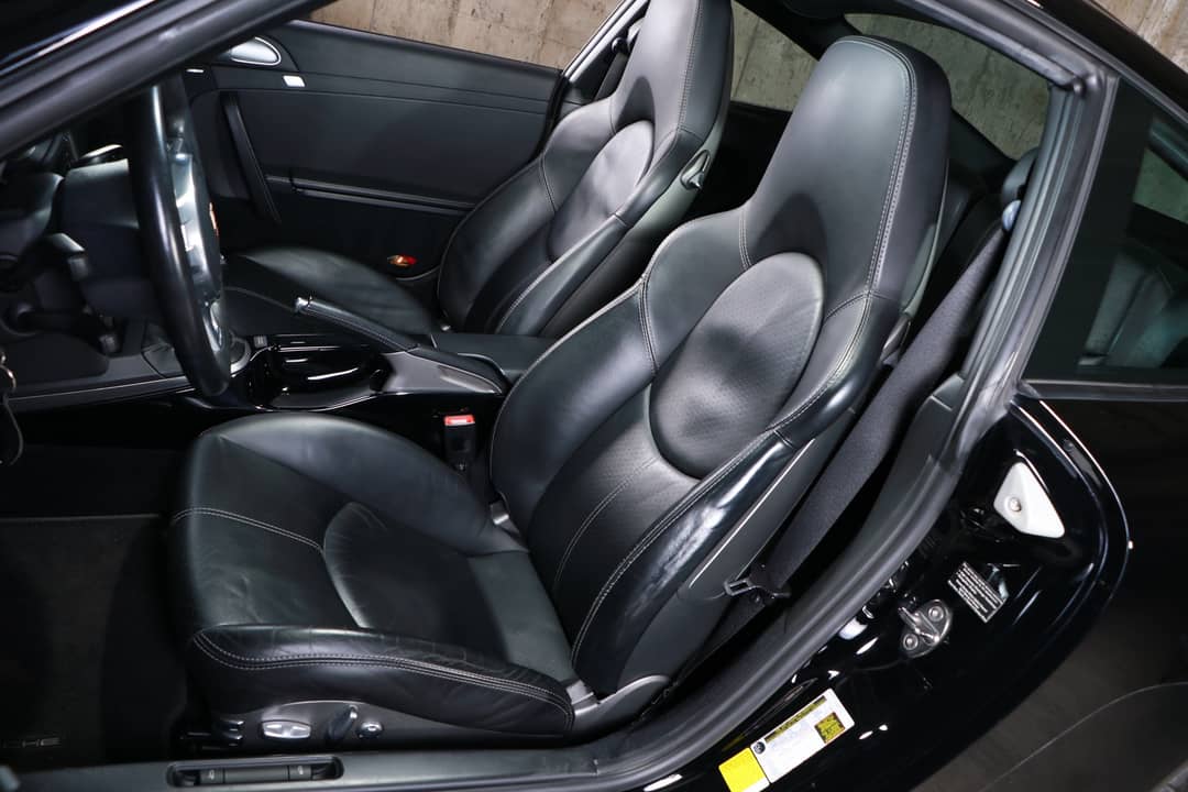 2012 Porsche 911 Black Edition — photo 17