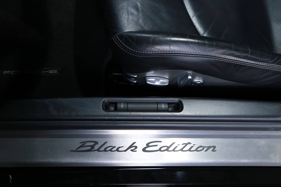 2012 Porsche 911 Black Edition — photo 19