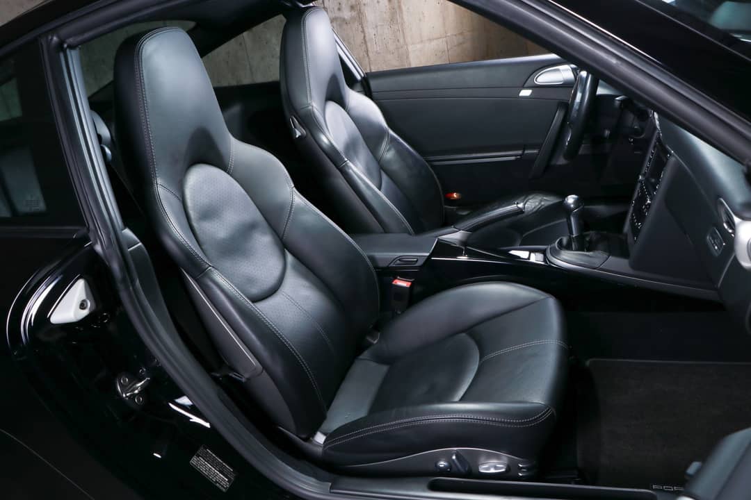 2012 Porsche 911 Black Edition — photo 34