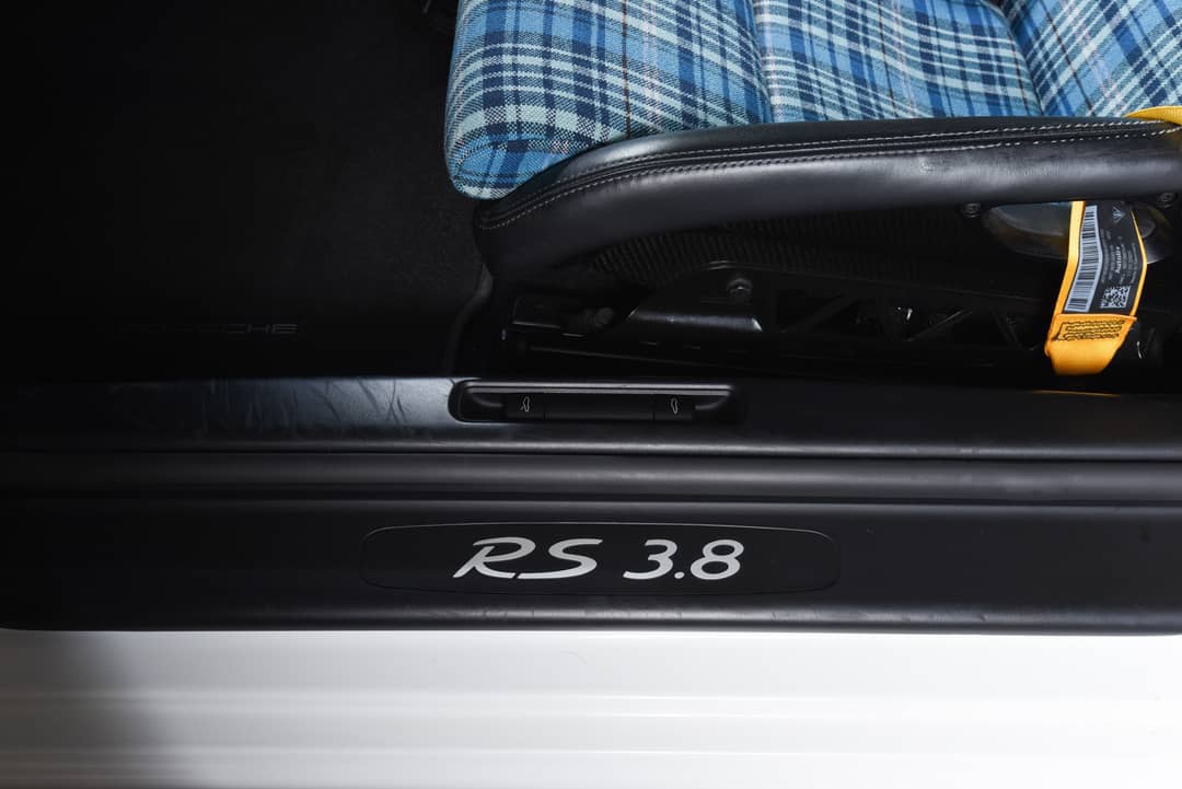 2011 Porsche 911 GT3 RS — photo 30