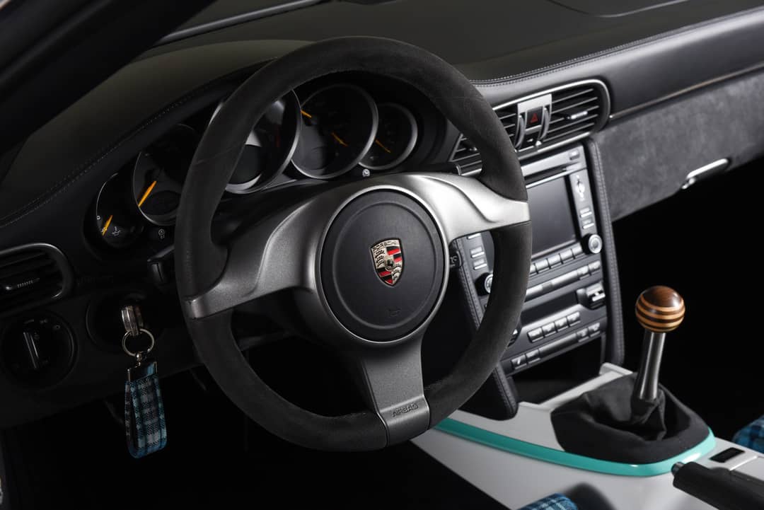 2011 Porsche 911 GT3 RS — photo 32