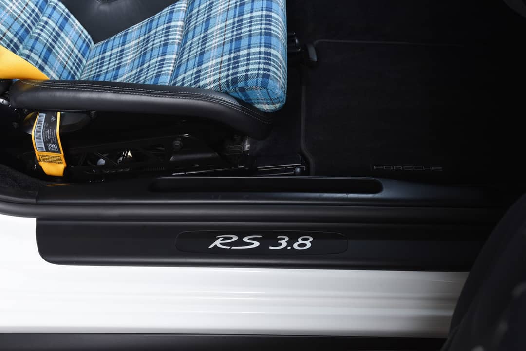 2011 Porsche 911 GT3 RS — photo 47