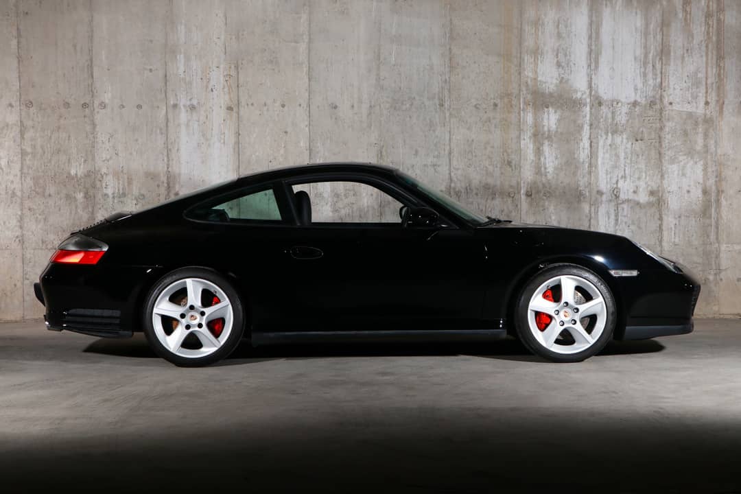 2004 Porsche 911 Carrera 4S — photo 11
