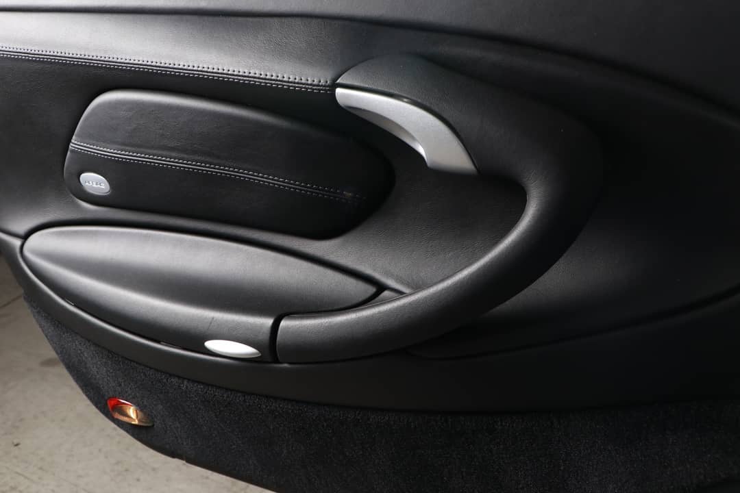 2004 Porsche 911 Carrera 4S — photo 20