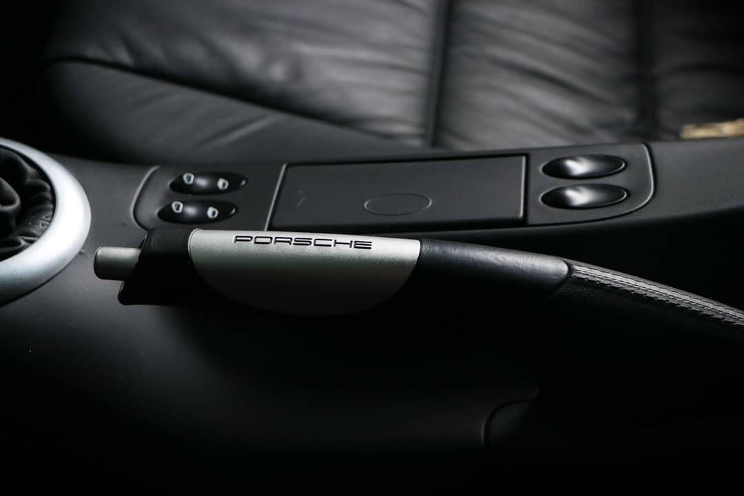 2004 Porsche 911 Carrera 4S — photo 24