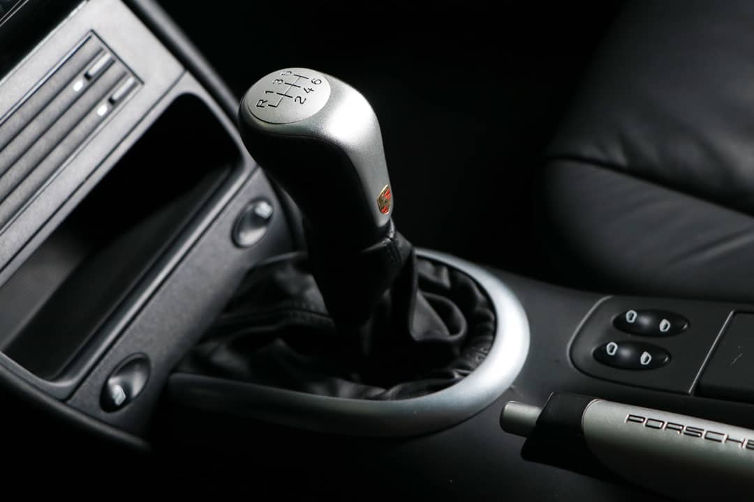 2004 Porsche 911 Carrera 4S — photo 25