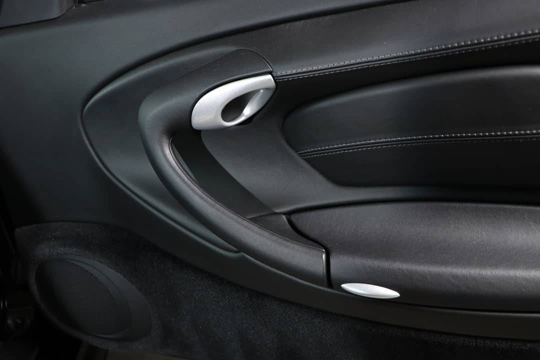 2004 Porsche 911 Carrera 4S — photo 28
