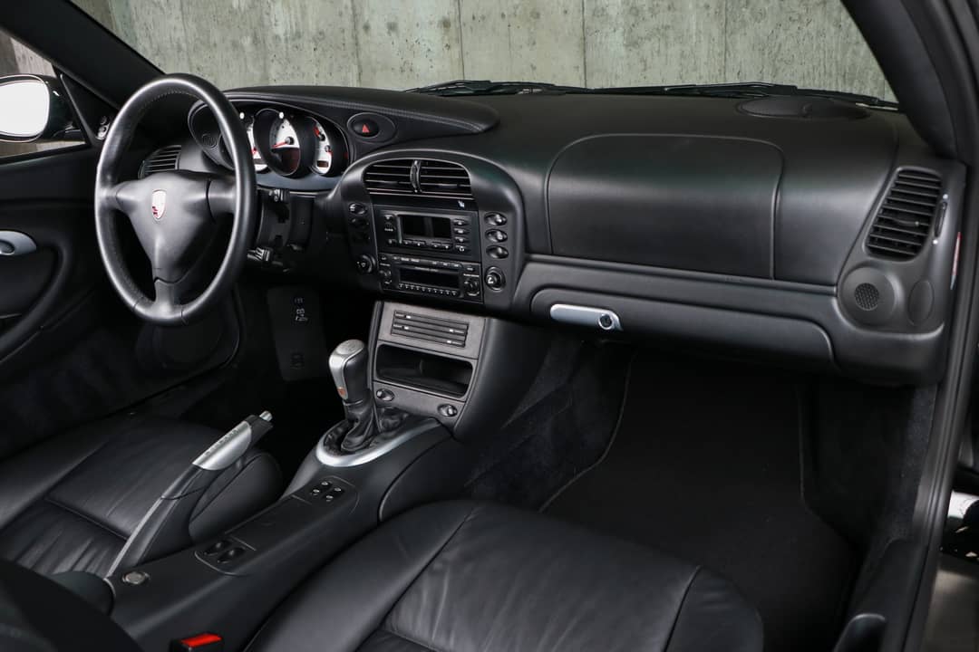 2004 Porsche 911 Carrera 4S — photo 31
