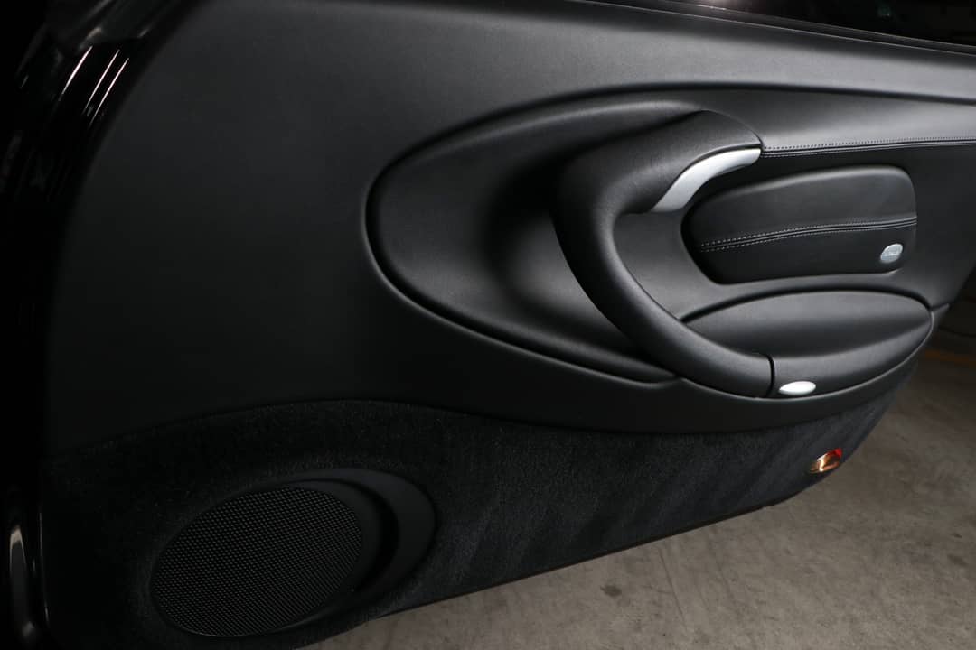 2004 Porsche 911 Carrera 4S — photo 33