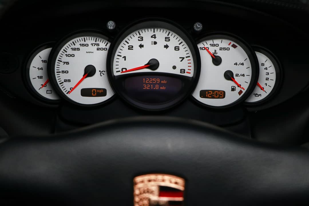 2004 Porsche 911 Carrera 4S — photo 41