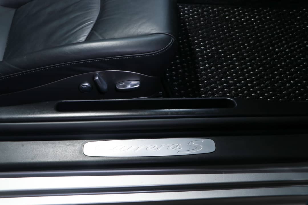 2010 Porsche 911 Carrera S — photo 35
