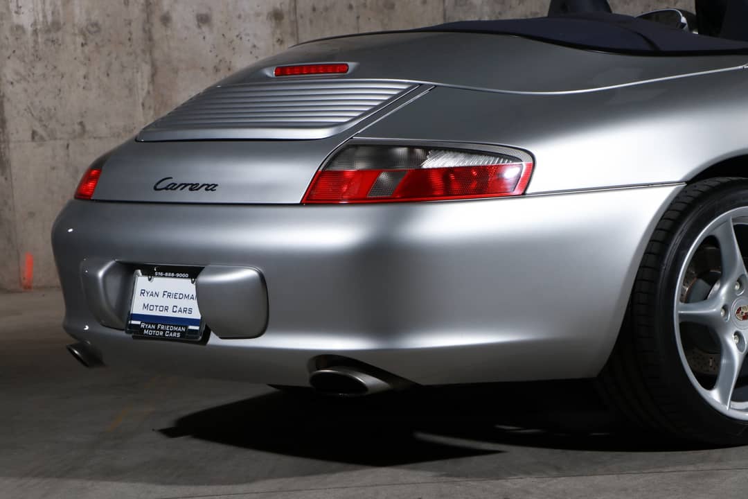 2002 Porsche 911 Carrera — photo 18