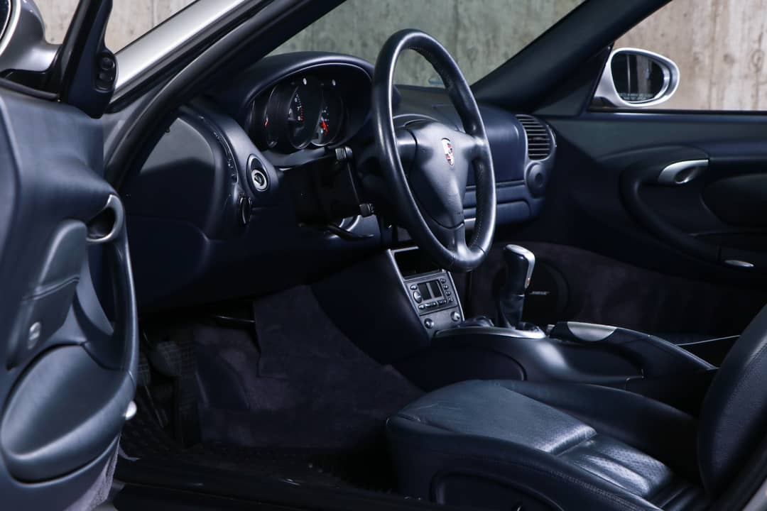 2002 Porsche 911 Carrera — photo 27
