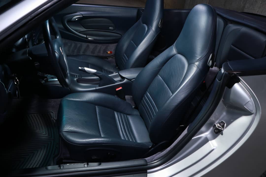 2002 Porsche 911 Carrera — photo 31