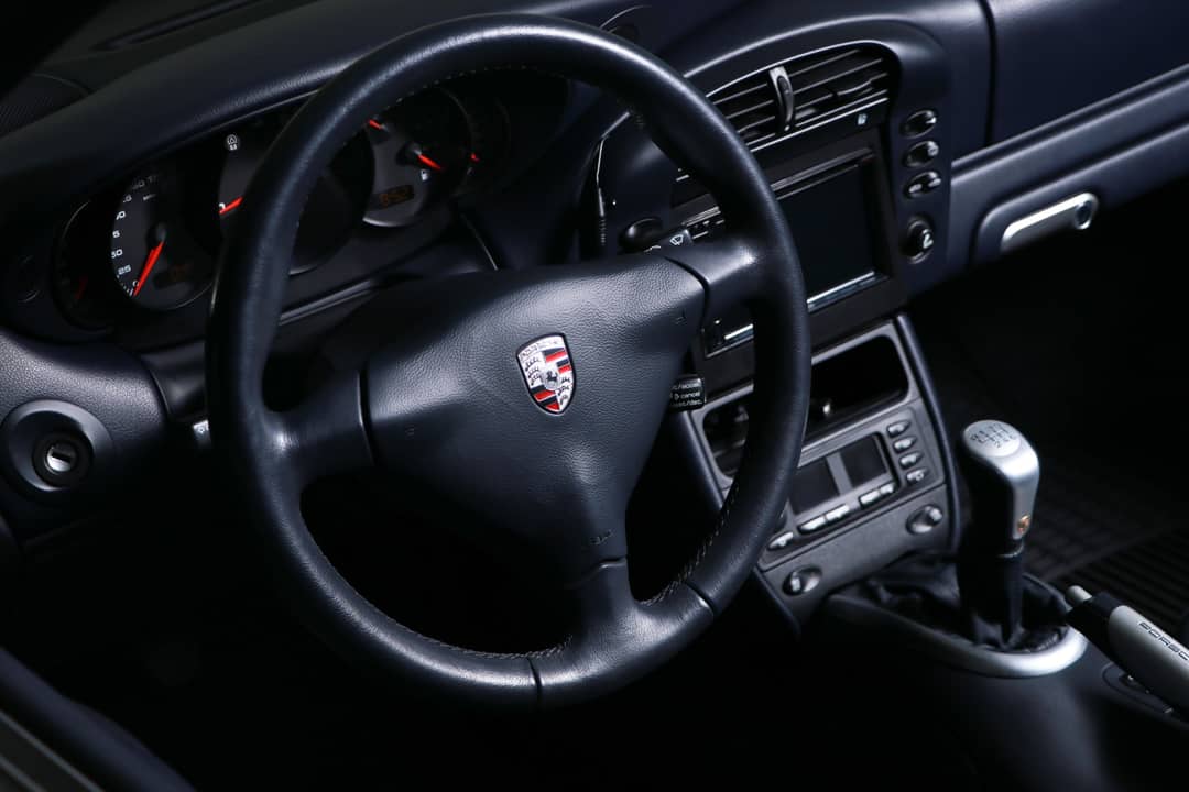 2002 Porsche 911 Carrera — photo 33