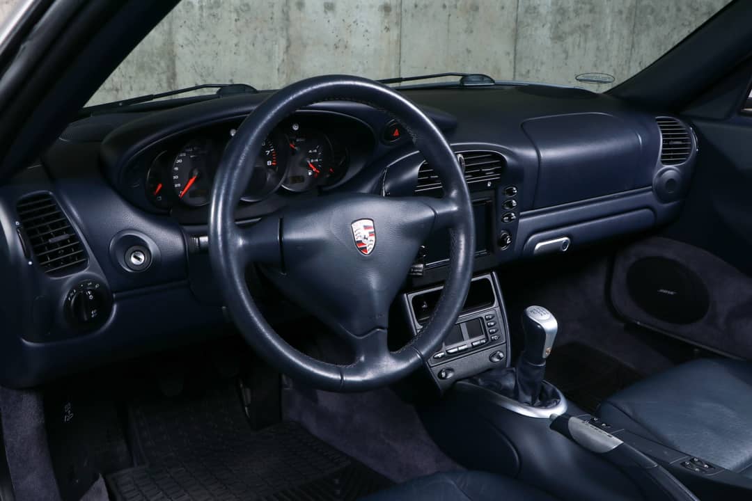 2002 Porsche 911 Carrera — photo 36
