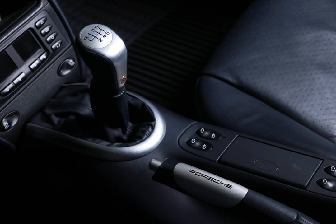 2002 Porsche 911 Carrera — photo 38