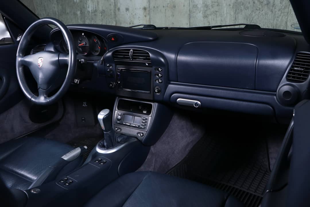 2002 Porsche 911 Carrera — photo 42
