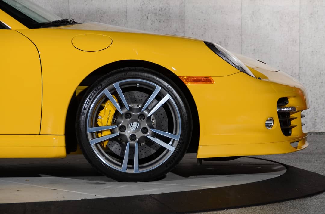 2012 Porsche 911 Turbo S — photo 2