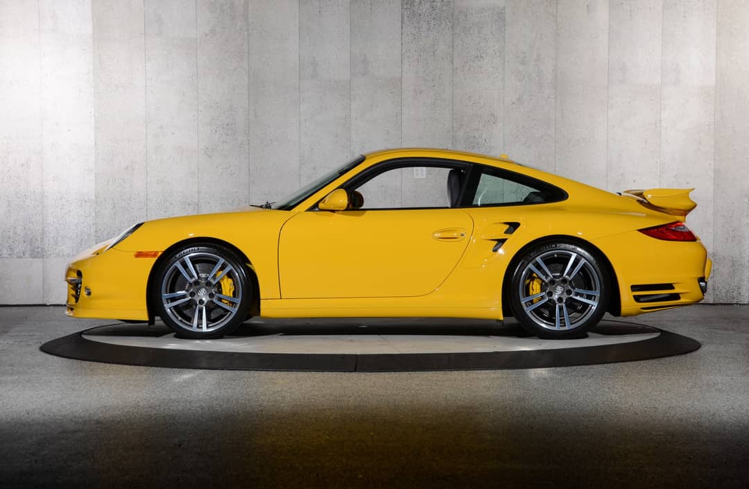 2012 Porsche 911 Turbo S — photo 16