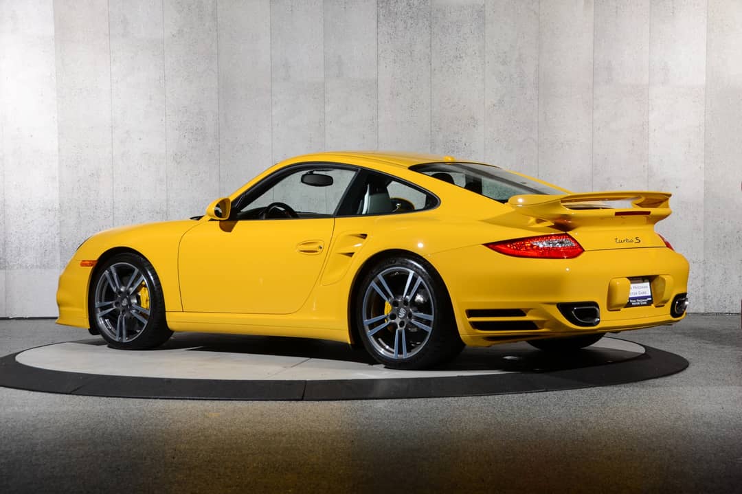 2012 Porsche 911 Turbo S — photo 22
