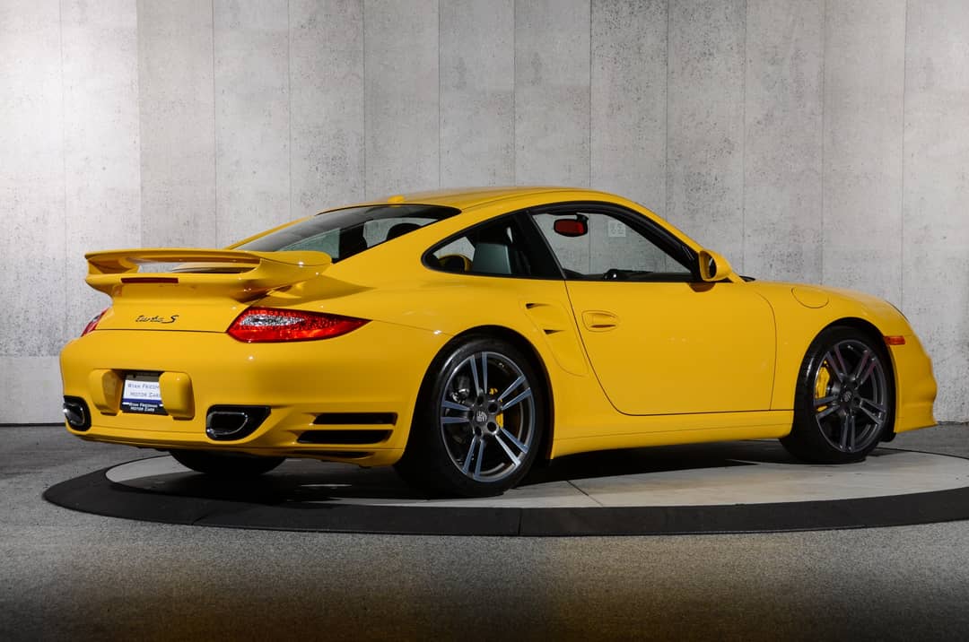 2012 Porsche 911 Turbo S — photo 32