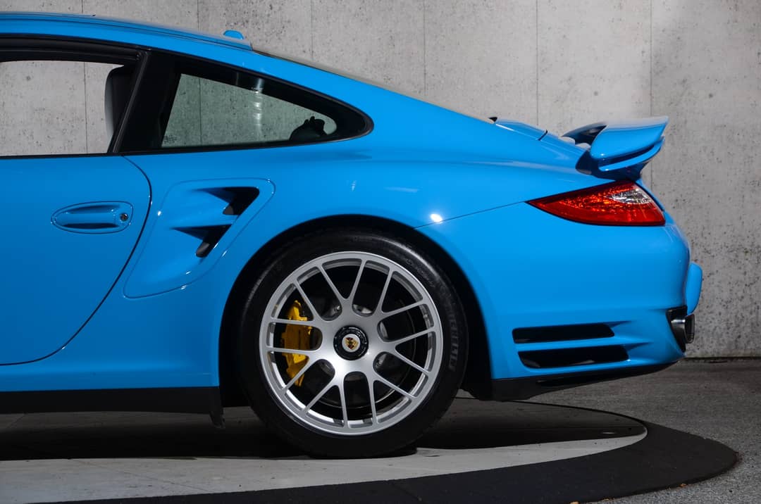 2011 Porsche 911 Turbo S — photo 11