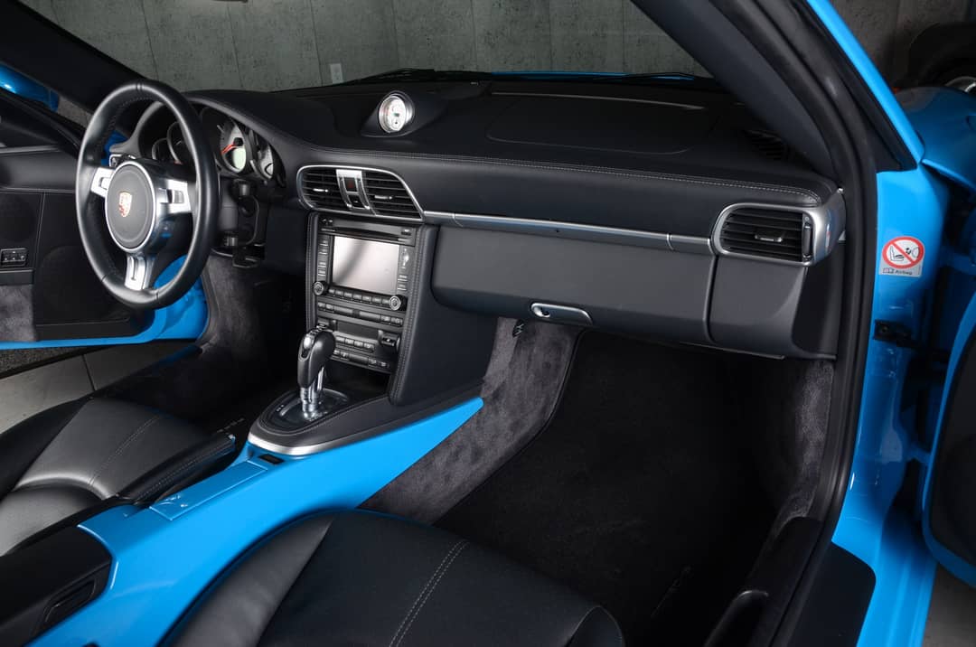 2011 Porsche 911 Turbo S — photo 14