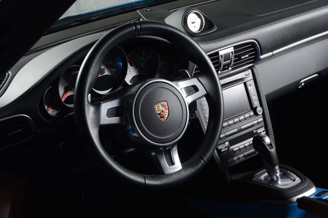 2011 Porsche 911 Turbo S — photo 15