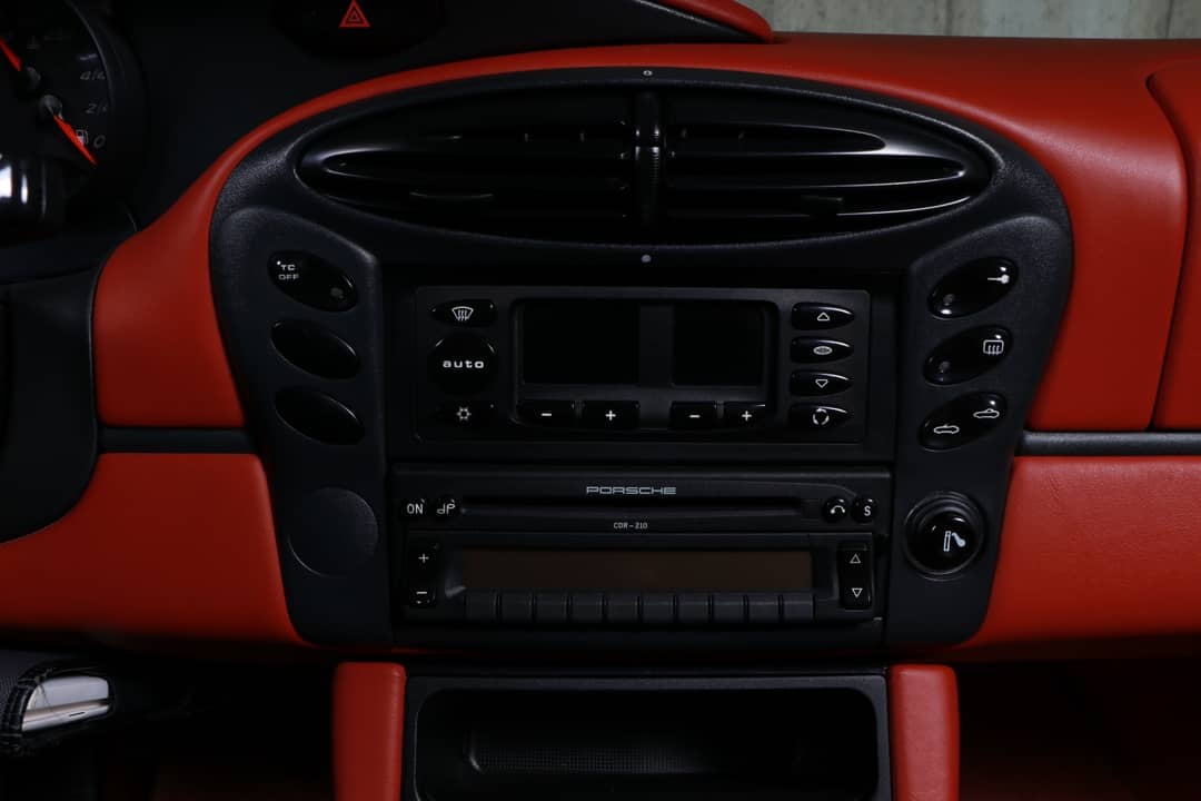 1998 Porsche Boxster — photo 28