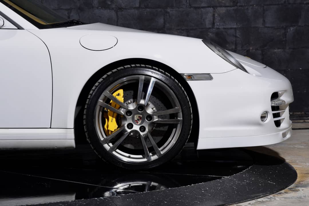 2013 Porsche 911 Turbo S — photo 21