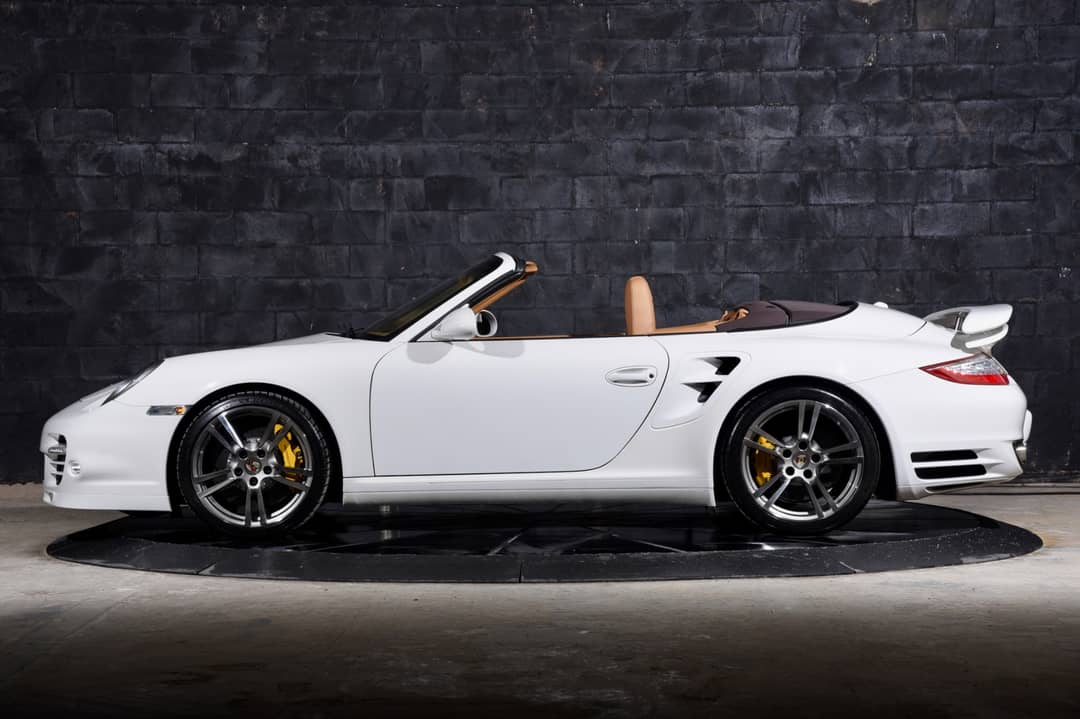 2013 Porsche 911 Turbo S — photo 22