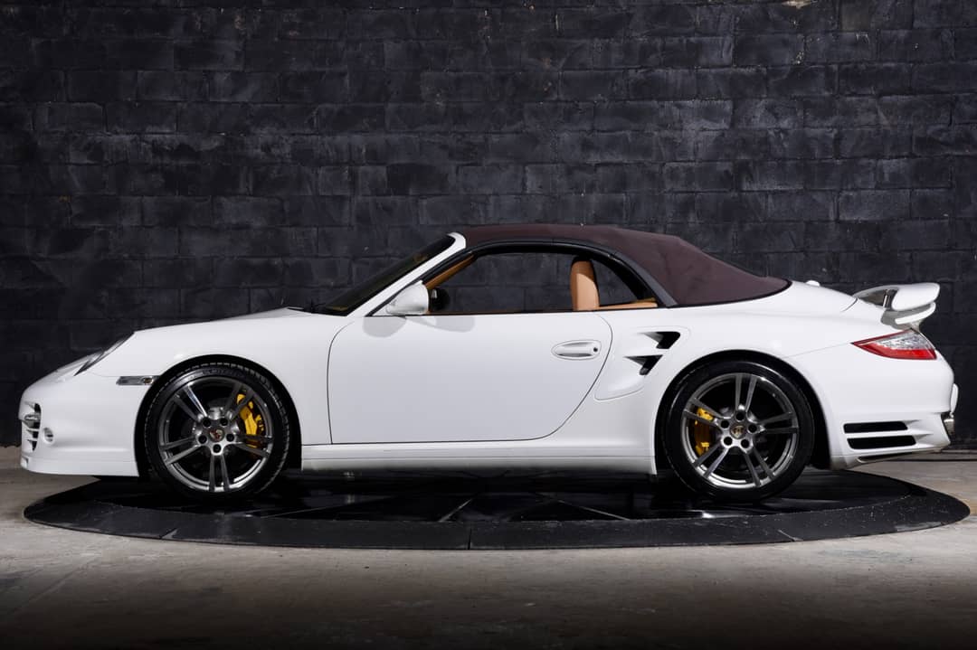 2013 Porsche 911 Turbo S — photo 42